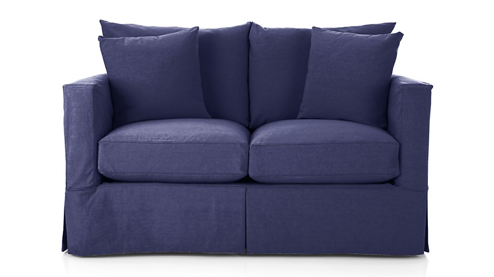 12 Small Couches That Are Perfect For Your Teeny-Weeny Apartment
